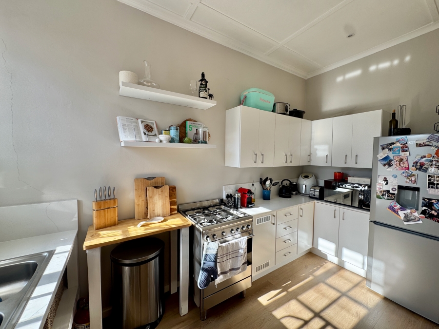 To Let 2 Bedroom Property for Rent in Claremont Upper Western Cape